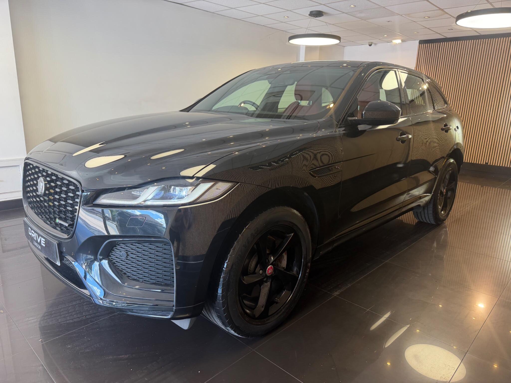 Jaguar F-PACE